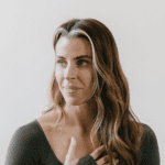 Carly Rowena