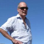 Tim Holmes Author